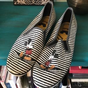 Unique Disney Mickey Mouse keds slip ons